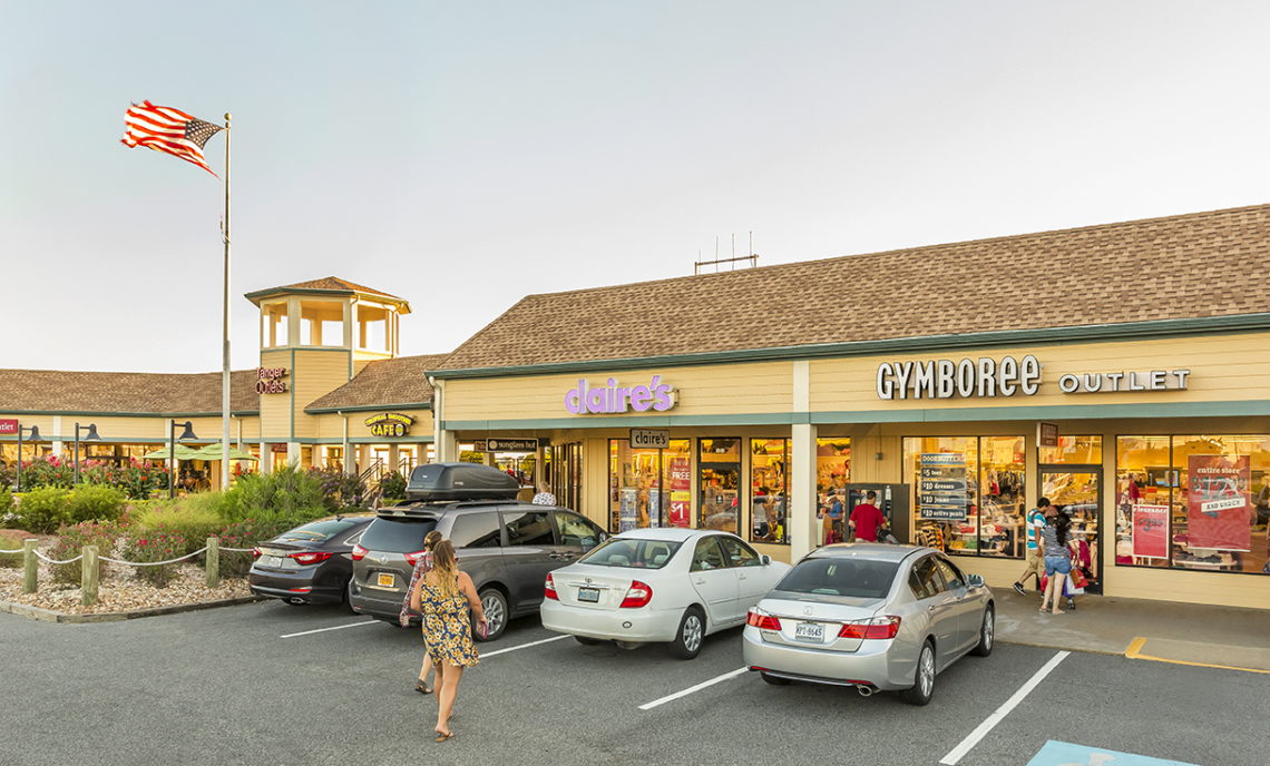 kitchen counter overhang kitchen floor and backsplash ideas